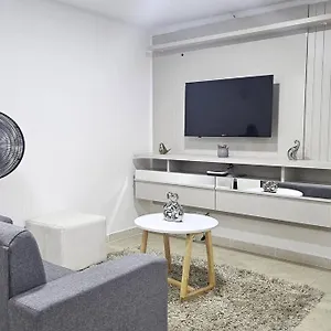 apartamento-full-enloma-de-los-bernal.colombiamedellinhotels.com/